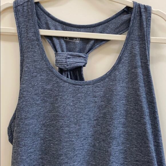 Eddie Bauer XL gray razor back activewear top - Picture 2 of 7